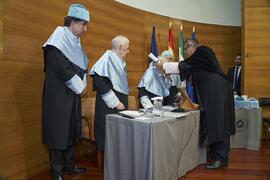 Investidura como "Doctores Honoris Causa" de Antonio García Berrio y Pilar Palomo Vázquez por la Facultad de Filosofía y Letras de la Universidad de Málaga. Edificio del Rectorado. Junio de 2024