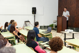 Intervención del alumno Jonas Hofstetter. Graduación de los alumnos del CIE de la Universidad de Málaga. Centro Internacional de Español. Septiembre de 2014