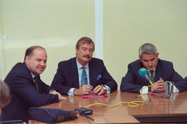 Presentación ante medios de comunicación. 1993