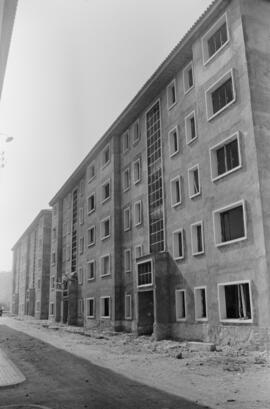 Málaga. Construcción de bloques de viviendas en Ciudad Jardín. Julio de 1963