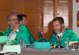 Investidura como Doctor "Honoris Causa" de D. Humberto Maturana Romesín y D. José Gimeno Sacristán por la Universidad de Málaga. Facultad de Derecho. Noviembre de 2010