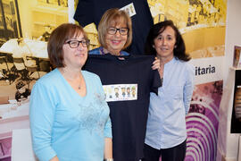 Visita a un stand. Inauguración de las Jornadas de Puertas Abiertas de la Universidad de Málaga. Complejo Polideportivo Universitario. Abril de 2015