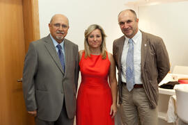 Diego Rodríguez, Paula coronas y Eugenio Luque antes del concierto homenaje a la Facultad de Económicas. Teatro María Cristina. Mayo de 2015