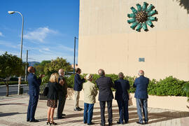 Inauguración de la escultura en homenaje a los sanitarios. Facultad de Medicina de la Universidad de Málaga. Octubre de 2021