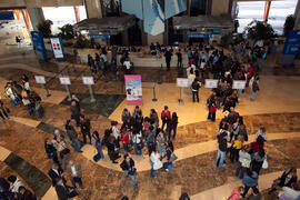 Entrega de acreditaciones y documentación. 3º Congreso Internacional de Actividad Físico-Deportiva para Mayores de la Universidad de Málaga. Palacio de Ferias y Congresos de Málaga. Marzo de 2009