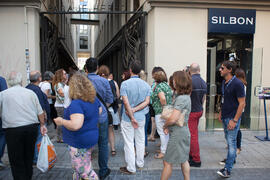Visita guiada por el centro histórico. Olimpiada Española de Economía, Fase Nacional. Calle Santa Lucía. Málaga. Junio de 2015