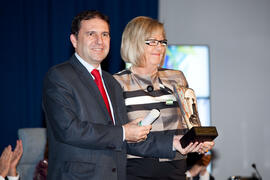 Entrega de distinciones por el Día de Andalucía. Escuela Técnica Superior de Ingeniería Informática. Febrero de 2011
