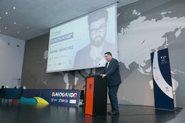 Antonio Manuel Ciruela Lorenzo. Conferencia "Dialogando" con Manu Sánchez. Complejo de Estudios Sociales y Comercio. Enero de 2018