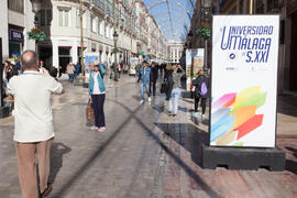 Exposición "La Universidad de Málaga del Siglo XXI". Calle Larios. Enero de 2017