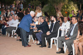 Asistentes al acto de bienvenida a los alumnos de intercambio internacional de la Universidad de Málaga. Jardín botánico. Octubre de 2016