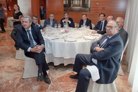 Almuerzo-Hermandad. Nombramiento de la Cofradía de los Estudiantes como miembro de honor de la Asociación de Antiguos Alumnos de la Universidad de Málaga. Foro Alumni-UMA. Mayo 2014