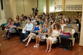 Asistentes a la presentación de la Memoria 12-13. Facultad de Ciencias Económicas y Empresariales. Octubre de 2014