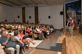 Actuación de Annya. Graduación y clausura del curso del Aula de Mayores de la Universidad de Málaga. Paraninfo. Junio de 2017