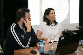 Mesa redonda: «La importancia de las redes sociales en el nuevo universo catódico». Curso "Las series televisivas: anatomía de un monstruo". Cursos de verano 2019 de la Universidad de Málaga. Marbella. Julio de 2019