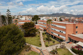 Facultad de Ciencias Económicas y Empresariales. Campus de El Ejido. Abril de 2021
