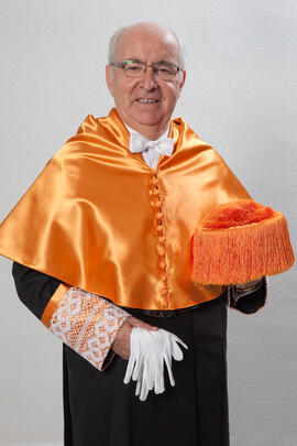 Retratos de D. Juan Jiménez Aguilar como Doctor "Honoris Causa" por la Universidad de Málaga. Junio de 2009