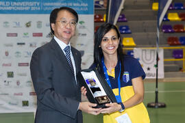 Premio a Máxima Goleadora para Cristina Pereira de Brasil. Acto de clausura y entrega de medallas. 14º Campeonato del Mundo Universitario de Fútbol Sala 2014 (FUTSAL). Antequera. Julio de 2014