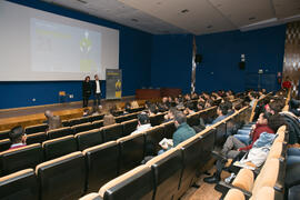 Representación previa a la conferencia de Josef Ajram. Seminario "Emprende 21". Paraninfo. Noviembre de 2017