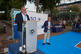 Intervención de Juan Francisco Gutiérrez. Homenaje al personal jubilado o que cumple 25 años de servicio en la Universidad de Málaga. Jardín Botánico. Junio de 2022
