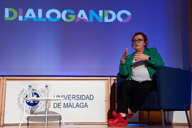"Dialogando" con Clara Grima. Escuela de Ingenierías Industriales de la Universidad de Málaga. Mayo de 2024