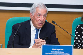 Mario Vargas Llosa. Curso "La ciudad como arquetipo. Literatura, historia y arte. Europa y América". Edificio del Rectorado. Septiembre de 2018