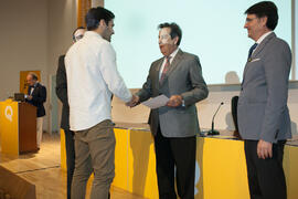 Entrega de becas. V Foro Arquia/Próxima 2016: Futuro Imperfecto. Paraninfo. Octubre de 2016