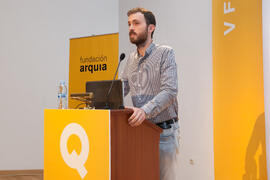 Aitor Fuentes. Presentación del proyecto "Rehabilitación de una masía en el Empordà, Girona". V Foro Arquia/Próxima 2016: Futuro Imperfecto. Paraninfo. Octubre de 2016