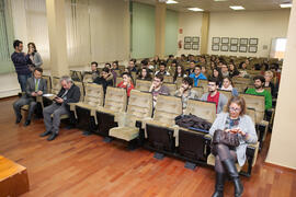 Asistentes a la inauguración del VII Reto Gestalentum 20x10. Facultad de Ciencias Económicas y Empresariales. Marzo 2016