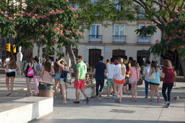 Visita guiada por el centro histórico. Olimpiada Española de Economía, Fase Nacional. Plaza de la Merced. Málaga. Junio de 2015