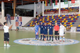 Capitanes y árbitros. Partido Tailandia contra República Checa. 14º Campeonato del Mundo Universitario de Fútbol Sala 2014 (FUTSAL). Antequera. Julio de 2014