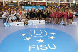 Medallistas en la categoría femenina. Ceremonia de clausura del Campeonato del Mundo Universitario de Balonmano. Antequera. Julio de 2016