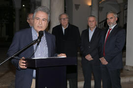 Juan Antonio García Galindo. Inauguración de la exposición "Aguatintas por Seguiriyas", de Eugenio Chicano. Palacio Episcopal de Málaga. Enero de 2019
