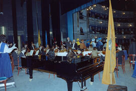 Investidura como Doctor "Honoris Causa" de D. Manuel Alcántara por la Universidad de Málaga. Teatro Cervantes. Noviembre de 2000