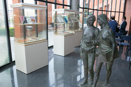 Exposición bibliográfica “Arqueología malagueña en la biblioteca”. Inauguración de las actividades con motivo del Día Internacional del Libro. Biblioteca General. Abril de 2018