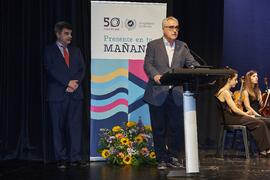 Antonio Heredia Bayona presenta el Concierto Conmemorativo del 50 Aniversario de la Universidad de Málaga. Auditorio Edgar Neville, Málaga. Junio de 2022