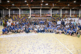 Foto de grupo tras la ceremonia de clausura del Campeonato Europeo Universitario de Balonmano. Antequera. Julio de 2017