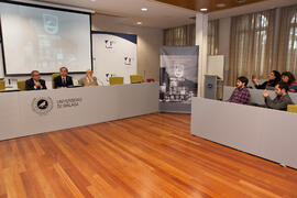 Presentación del libro "Málaga en el punto de mira. Relato fotográfico del siglo XX". Rectorado. Diciembre de 2014.