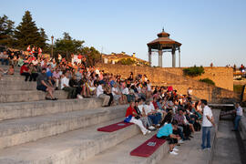 Asistentes al concierto de Dorantes. Cursos de Verano de la Universidad de Málaga. Ronda. Julio de 2018
