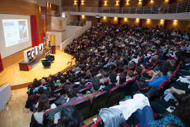 César Bona en su conferencia "Dialogando". Facultad de Derecho. Enero de 2017