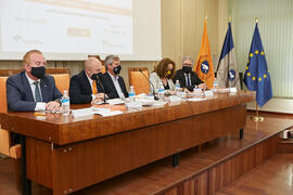 Mesa presidencial. IV Encuentro "10Graduadxs10". Facultad de Ciencias Económicas y Empresariales. Mayo de 2021