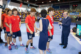 Entrega de medallas. Corea del Sur segunda clasificada en la categoría masculina. Ceremonia de clausura del Campeonato del Mundo Universitario de Balonmano. Antequera. Julio de 2016