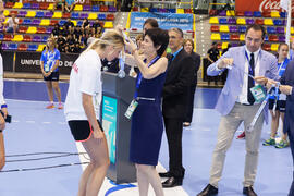 Entrega de medallas. Rumanía segunda clasificada en la categoría femenina. Ceremonia de clausura del Campeonato del Mundo Universitario de Balonmano. Antequera. Julio de 2016