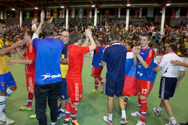 Saludo final. Partido Rusia contra Brasil. 14º Campeonato del Mundo Universitario de Fútbol Sala 2014 (FUTSAL). Antequera. Julio de 2014