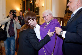 Entrega de medallas de la Cofradía de los Estudiantes. Misa de Lunes Santo. Iglesia de San Agustín. Marzo de 2013