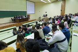 Jornada inaugural 'Tu valor 10. Un profesional de futuro'. Facultad de Ciencias Económicas y Empresariales. Abril 2015