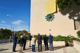 Inauguración de la escultura en homenaje a los sanitarios. Facultad de Medicina de la Universidad de Málaga. Octubre de 2021