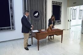 Teodomiro López y Elsa Álvarez. Toma de posesión de los nuevos cargos de la Universidad de Málaga. Edificio del Rectorado. Abril de 2024