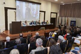 Entrega de la Medalla de Oro de la Facultad de Medicina de la Universidad de Málaga a Francisco de la Torre en la celebración de su 50 Aniversario. Facultad de Medicina. Octubre de 2022