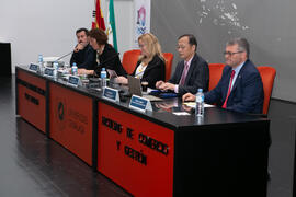 Mesa redonda. Décimo Aniversario de colaboración de la Universidad de Málaga y la Universidad Nacional de Incheon. Complejo de Estudios Sociales y Comercio. Octubre de 2019