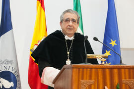 José Ángel Narváez en la toma de Posesión del nuevo Consejo de Dirección de la Universidad de Málaga. Paraninfo.  Enero de 2016
